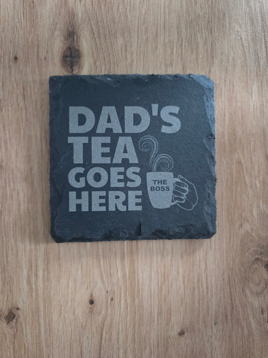 Schiefer-Untersetzer „Dad’s Tea Goes Here – The Boss“ ☕👑